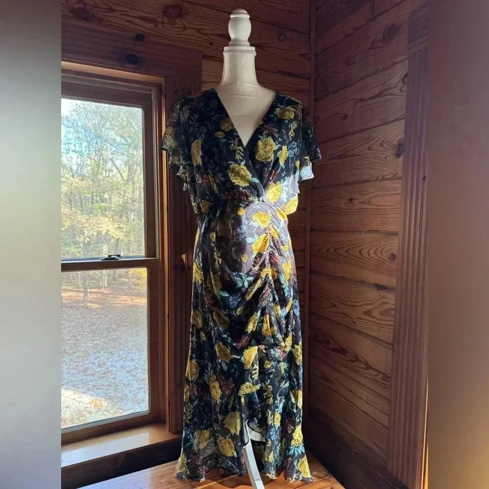 Lucy Paris NWT  Floral Ruched Hi Lo Asymmetrical Midi Flutter Sleeve  size large